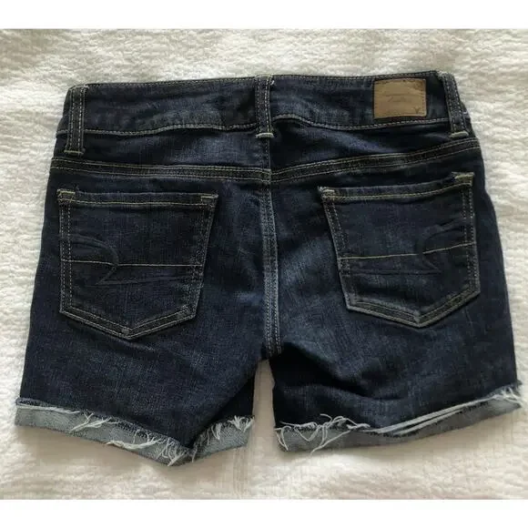 American Eagle Stretch Size 0 Dark Wash Denim Fringe Roll Cuff Jean Shorts - Picture 2 of 9